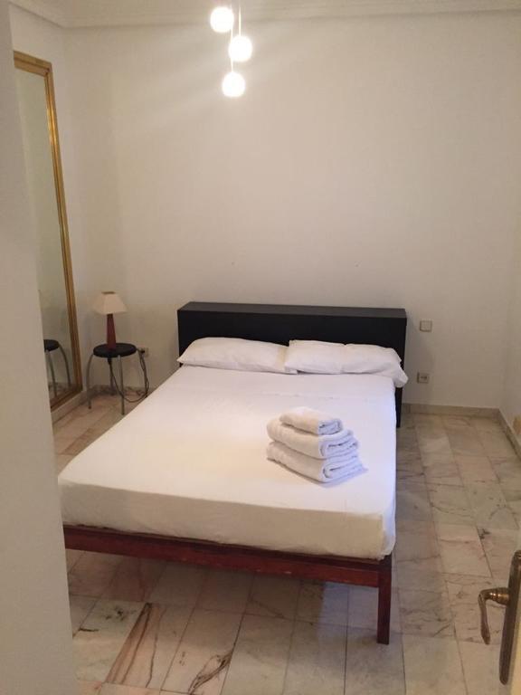 Gran Via Apartment Madrid Bagian luar foto